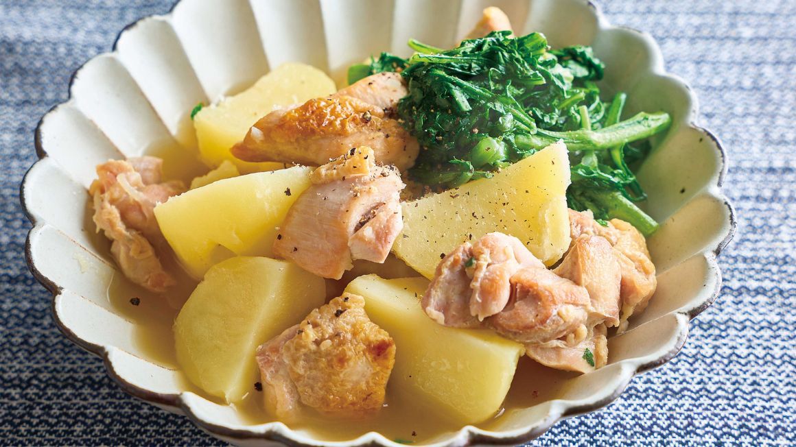 鶏肉とじゃがいもの白だし煮