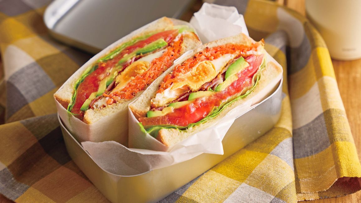 フレッシュトマトのBLTサンド